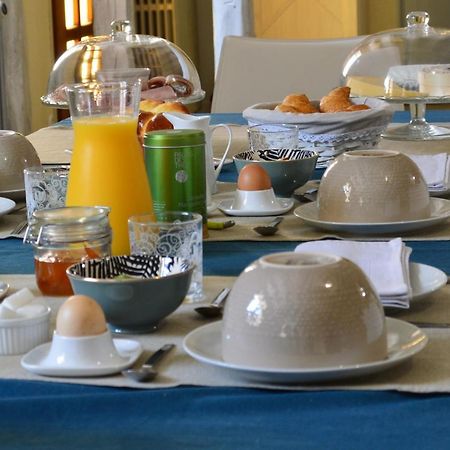 La Maison De Triboulet Chambres Et Table D'Hotes -Amboise- Poce-sur-Cisse Экстерьер фото